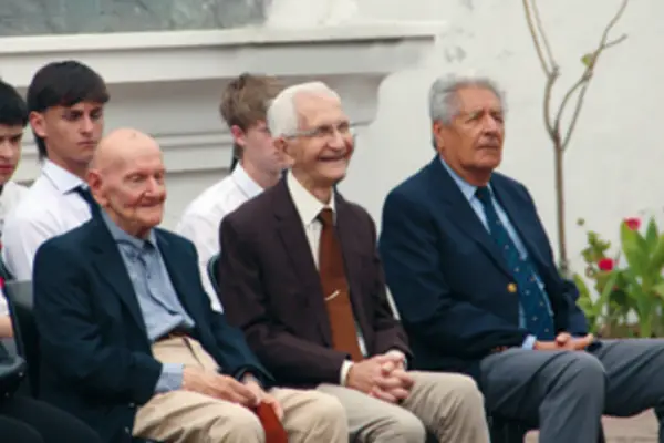 Homenaje a ex docentes del Colegio Sagrado Corazón