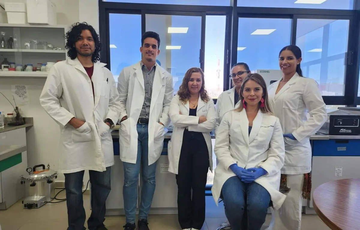 GRUPO DE INVESTIGACIÓN. Investigadores mexicanos desarrollan un anticonceptivo oral seguro, reversible y sin hormonas. / UAQ