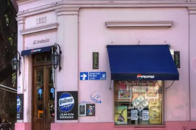 El bodegón favorito de Dua Lipa en Buenos Aires: dónde comió antes de irse de la Argentina