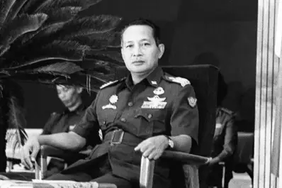 Indonesia desata la polémica al declarar héroe nacional al dictador Suharto, acusado de la muerte de un millón de personas