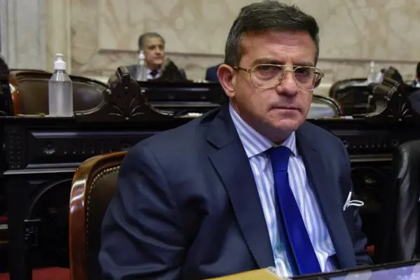 Carlos Cisneros advirtió sobre la “modernización laboral”: “No puede ser una excusa para quitar derechos a los trabajadores”