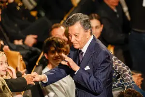 Preocupación por la salud de Palito Ortega: canceló shows y su hija confirmó que sigue muy dolorido