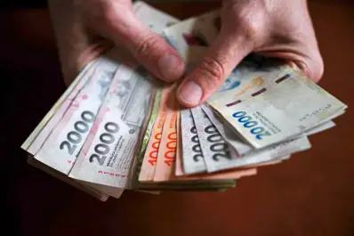 Baja de tasas de interés: ¿alivio para las familias o riesgo de más deudas?