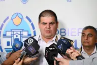 Girvau, tras el escándalo en la Policía: “Hay que estar loco para llevar detenidos a construir una casa”