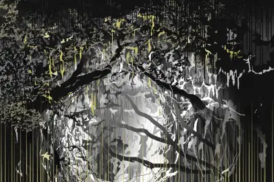 Elegantes e intrigantes: así define el curador las obras que expone Sebastián Rosso