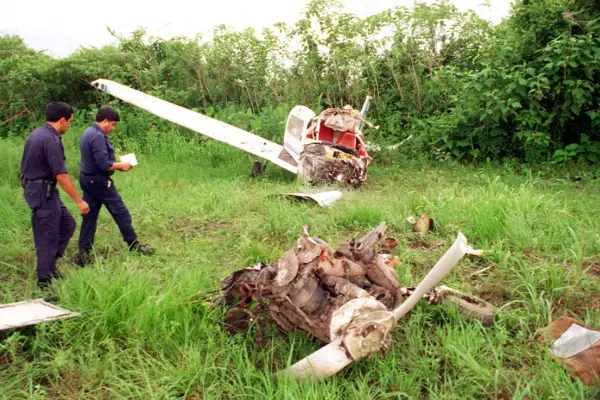 Recuerdos fotográficos: 1997. Volvían de filmar el aluvión y la avioneta se estrelló