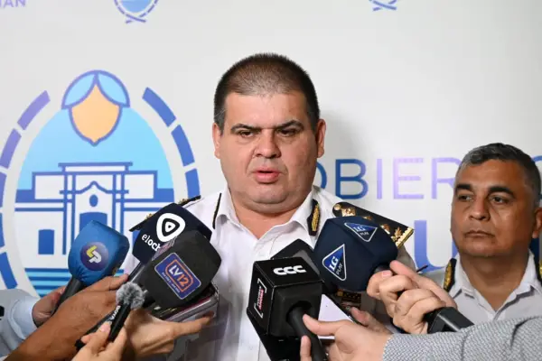 Girvau, tras el escándalo en la Policía: “Hay que estar loco para llevar detenidos a construir una casa”