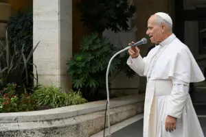 León XIV pidió ante empresarios una economía al servicio del bien común y salarios justos