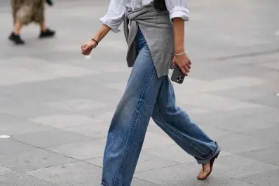 ¿Chacletas o sandalias? Cuál será el calzado de moda que hará furor este verano 2026