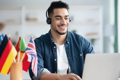 Hablar varios idiomas podría prolongar la vida: un estudio revela que el multilingüismo desacelera el envejecimiento