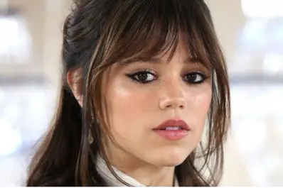 Tendencia en peinados: cinco consejos para cortar el flequillo en casa sin arruinarlo, según un estilista