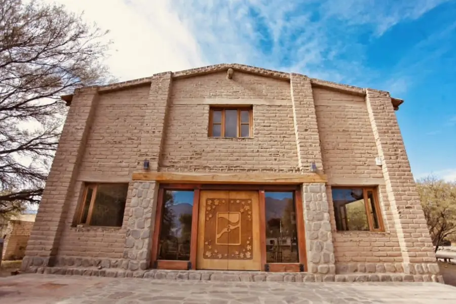 Los visitantes pueden disfrutar de la bodega, hotel y restaurante.  