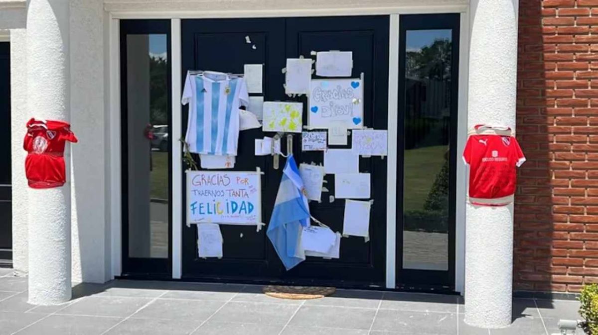 Así es la lujosa mansión del “Dibu” Martínez en Mar del Plata: estilo inglés y todas las comodidades