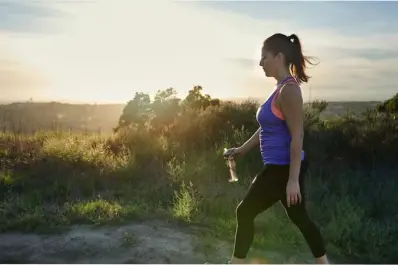 Basta de los 10.000 pasos: la ciencia concluyó cuál es la cifra precisa que debemos caminar por día