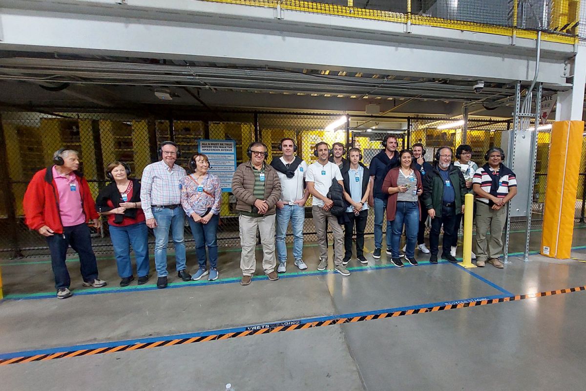 Panorama de Silicon Valley con oficinas y áreas verdes