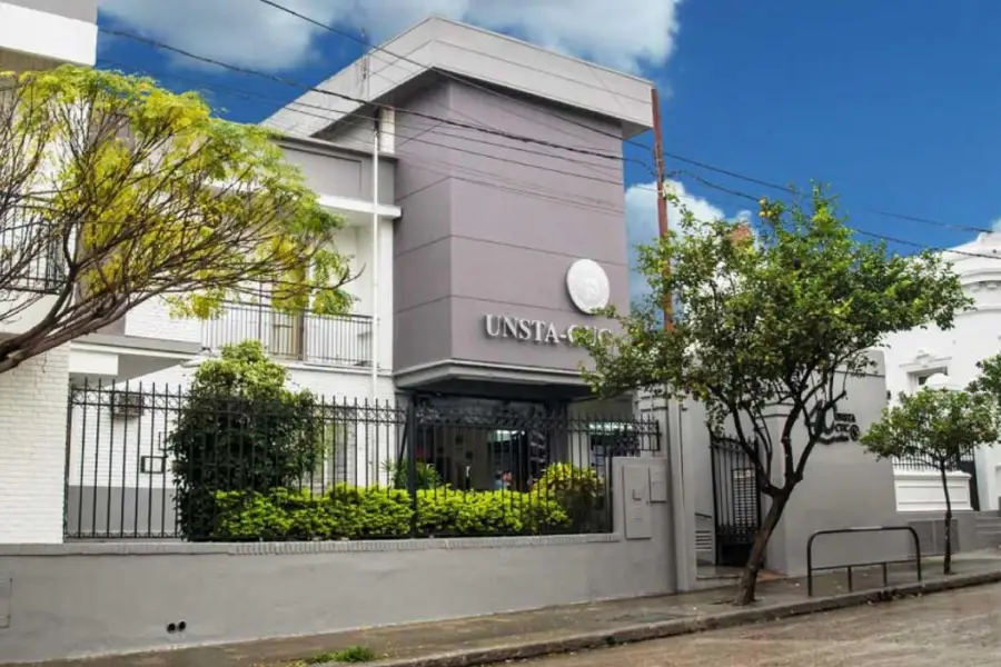 TAMBIÉN EN CONCEPCIÓN. La sede del sur de la Unsta está ubicada en Julio A. Roca 37.