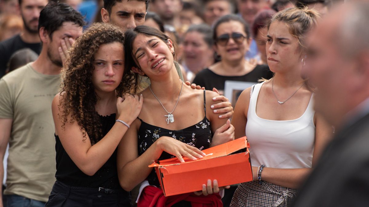 Julieta Rossi, la novia de Fernando Báez Sosa, en una de las marchas