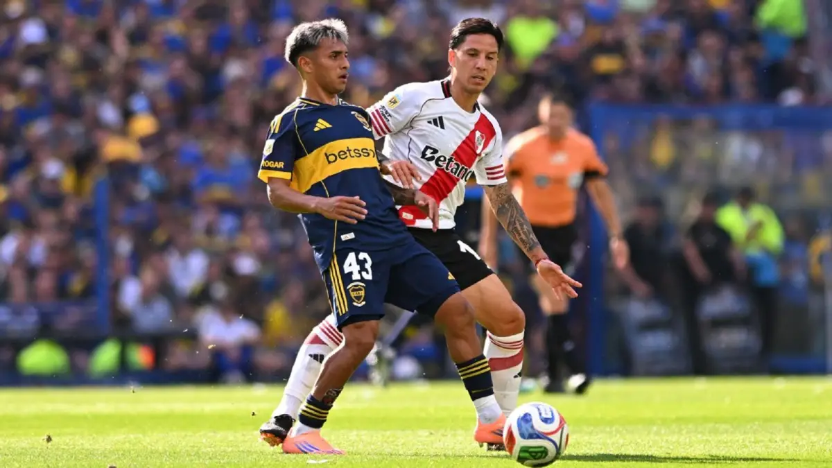 ÚLTIMAS POSIBILIDADES. River depende de sí mismo para garantizar su participación en la próxima Libertadores: debe salir campeón del Torneo Clausura. De no lograrlo, un título de Boca podría beneficiarlo.