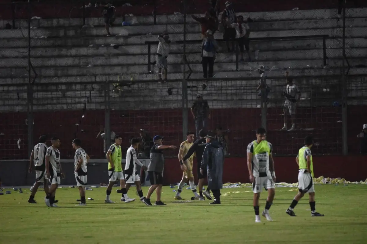 El vicepresidente de Concepción FC, Rubén Zurita, cuestionó al arbitraje de la final.