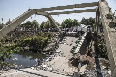 Se demora el arreglo de los puentes mellizos del canal Sur