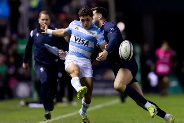 ¿Qué dijo la prensa internacional sobre la histórica remontada de Los Pumas en Escocia?