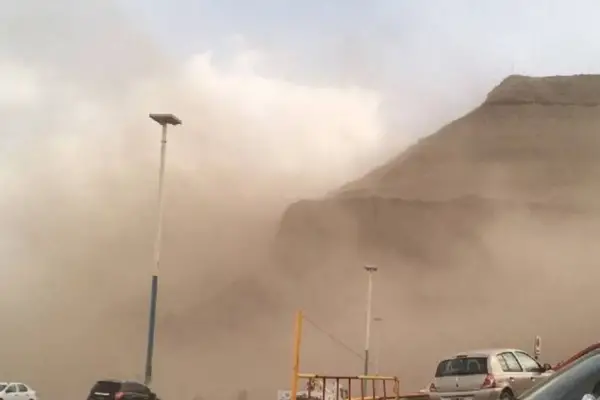 “Posibilidad de provocar desastres”: alerta meteorológica roja en la Patagonia por vientos potentes