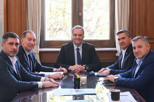 Santilli profundiza el diálogo para conseguir mayor apoyo