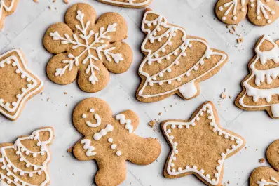 Los secretos del mejor glaseado para decorar tus galletas navideñas