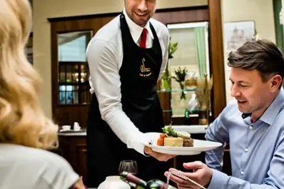 Sin nuevas paritarias, ¿cuánto cobrará el personal gastronómico en noviembre de 2025?