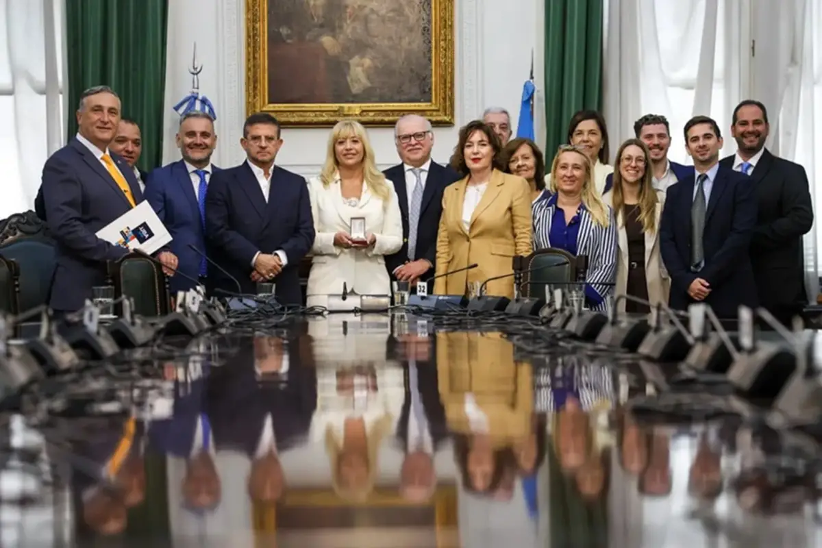 Acto oficial. PRENSA SMT