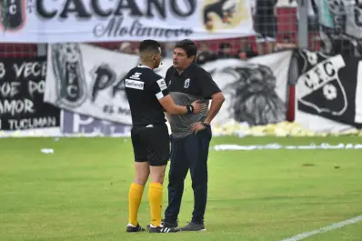 “Buscan culpables cuando pierden”: Zamoratte apuntó contra las declaraciones en Concepción FC