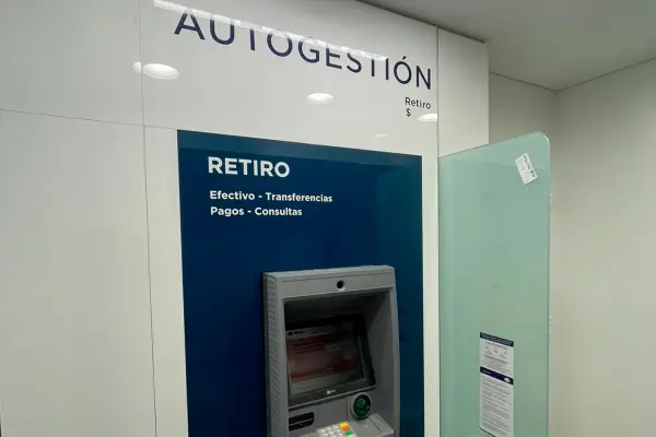 Banco Macro suma un nuevo cajero automático en la localidad de Lastenia