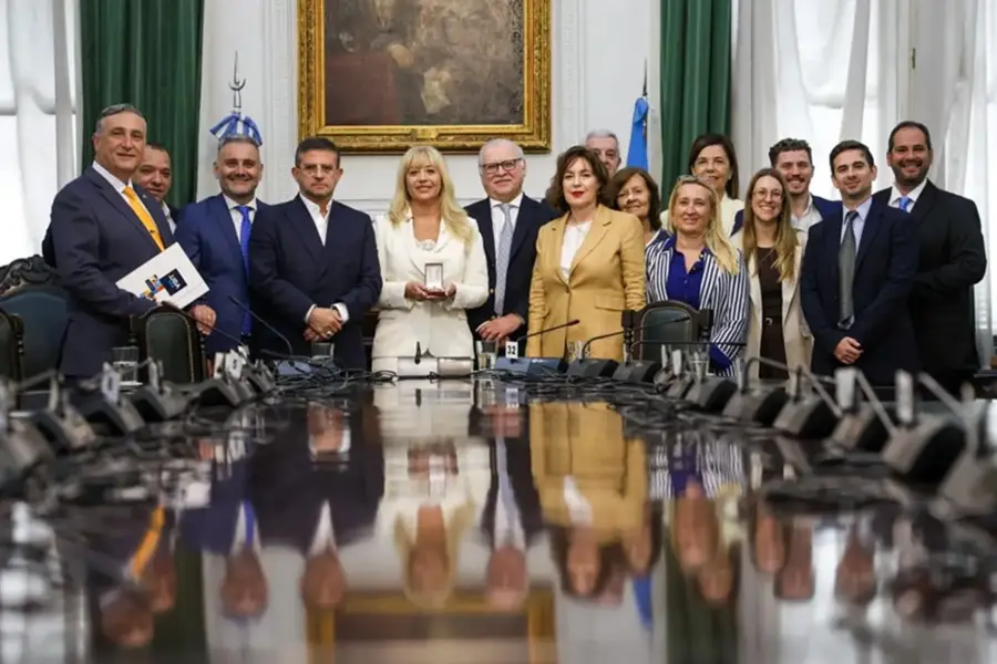 Acto oficial. PRENSA SMT