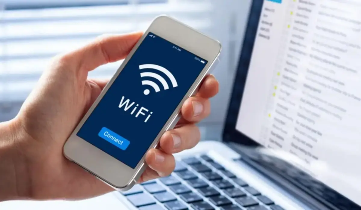 Google alertó sobre los riesgos de usar redes WiFi públicas y reveló cómo evitar el robo de datos