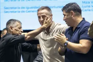 La CGT acelera su estrategia ante el recambio legislativo y prepara una respuesta a la reforma laboral de Milei