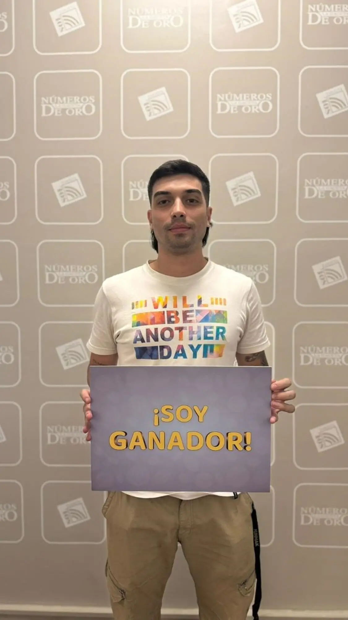 DIEGO. El joven ferretero de 27 años de la capital contó que su novia, Romina, controló el cartón que resultó ganador.