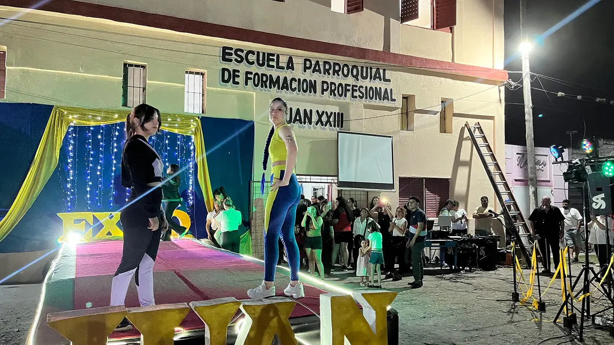 MUESTRA ANUAL. El evento presentó trabajos y proyectos finalizados de alumnos.