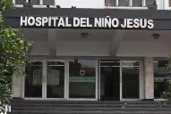 Qué se sabe del estado de la niña de siete años que lucha por su vida tras recibir un disparo en San Cayetano