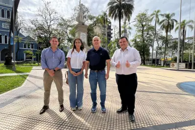 Alejandro Molinuevo recibió a los diputados de LLA y destacó el liderazgo de Lisandro Catalán