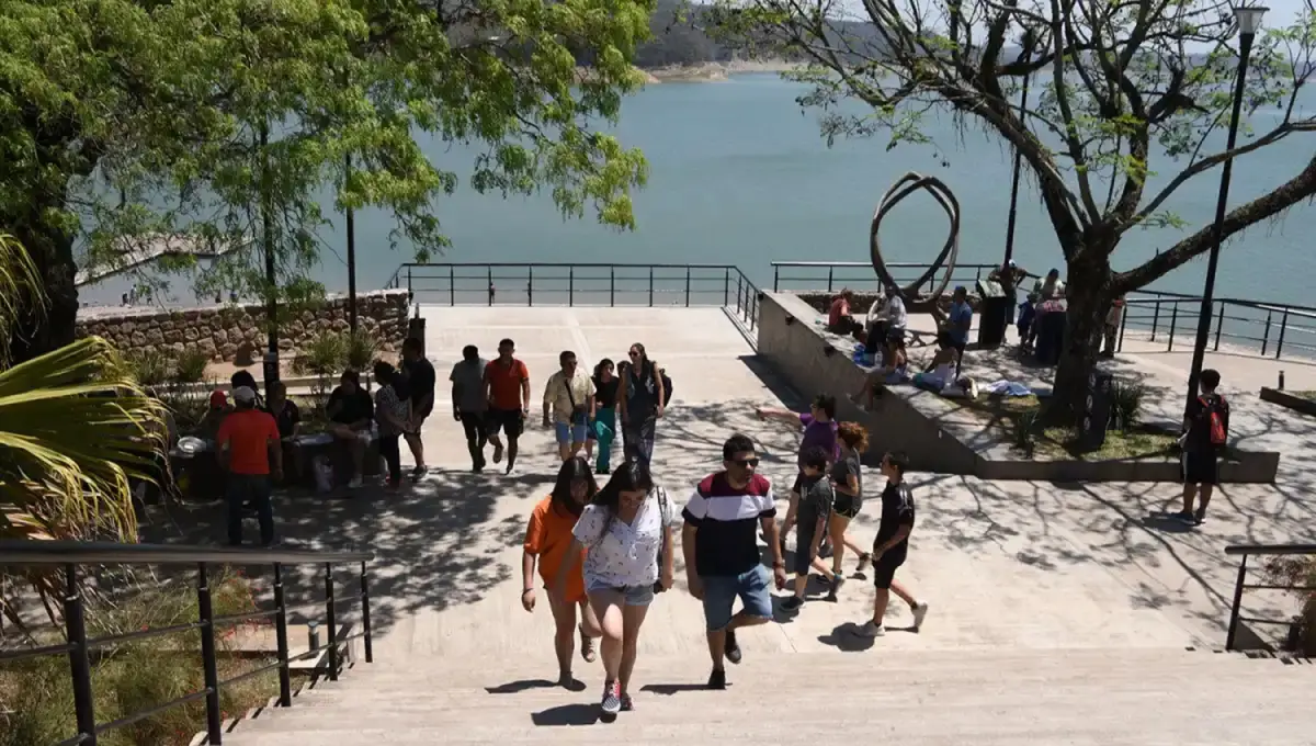 Feriado largo: creció el turismo, pero persisten los gastos austeros