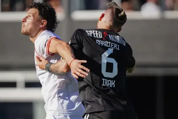 Con un gol agónico, Barracas Central eliminó a Deportivo Riestra y se clasificó a los cuartos de final del Clausura