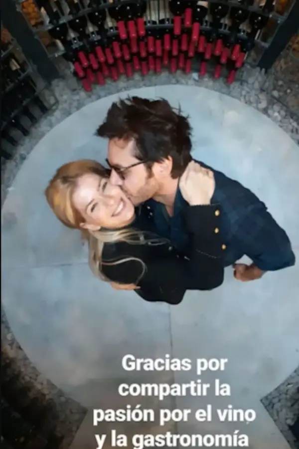 ¿Mintió? La China Suárez dijo que tomó vino por primera vez con Mauro Icardi, pero el archivo la contradice