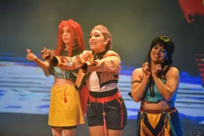 “Vi la ‘peli’ 30 veces y voy a verla muchas veces más: Las Guerreras doradas y el K-pop pisan fuerte en Tucumán