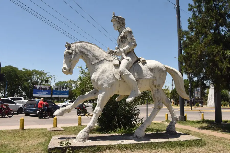 La historia de dos jinetes que se “escaparon” de un gran monumento
