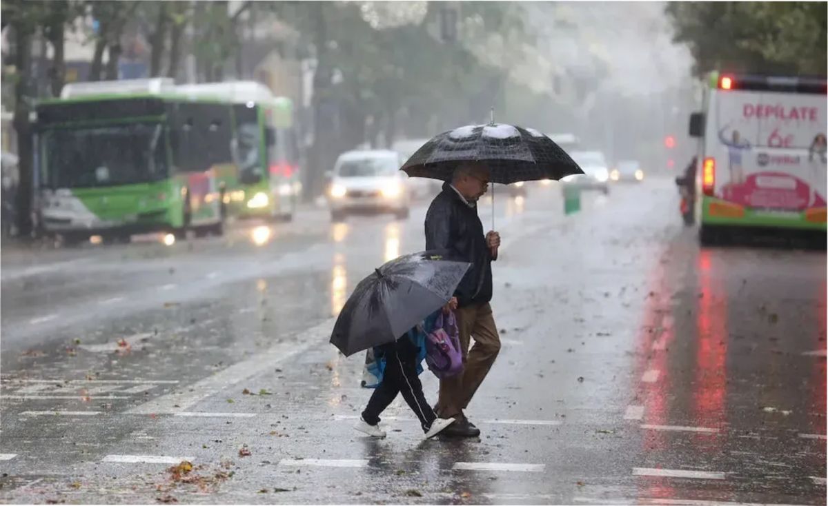Mapa con provincias bajo alerta amarilla por lluvias, tormentas y calor extremo