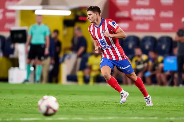 El presidente del Atlético Madrid descartó cualquier negociación por Julián Álvarez: “No está en venta y tiene que cumplir su contrato”