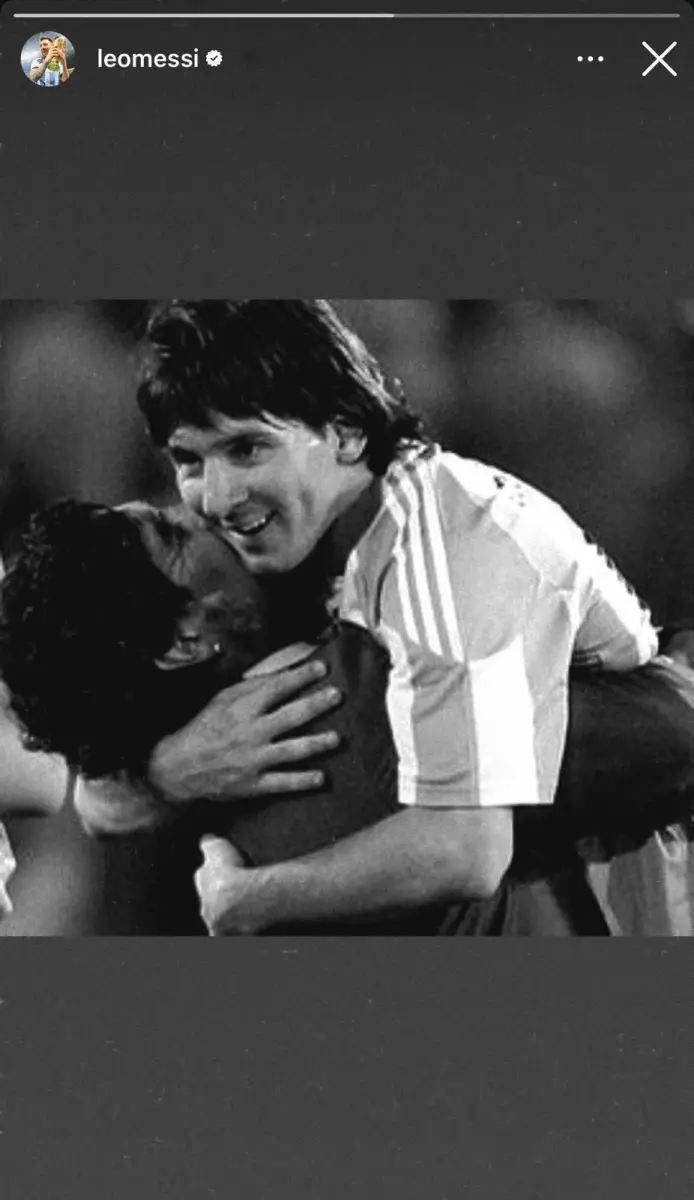 La imagen elegida por Messi para homenajear a Diego Maradona en el quinto aniversario de su muerte