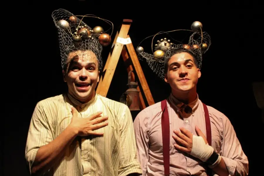 NIÑOS. “Olorosas aventuras de William Calderón”.