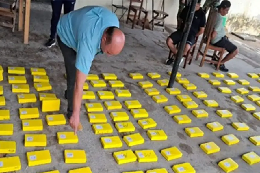 Descubren el curioso mecanismo que tenía una banda para traficar cocaína