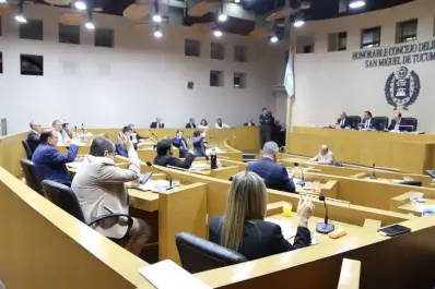 Operaron a la adolescente que fue apuñalada por un compañero de curso en Tucumán por una complicación en su salud - Image 3